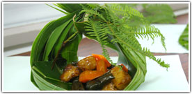 �^�ߍ����̐H�����̌��𗬑��i